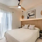 Urban Chill Private Pool By Holidays