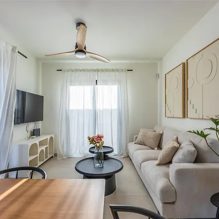 Apartment Urban Chill Private Pool By Holidays