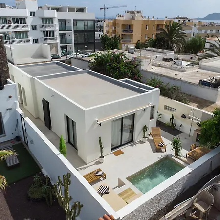 Urban Chill Private Pool By Holidays Apartment *