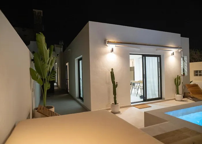 Апартаменты Urban Chill Private Pool By Holidays Коральео